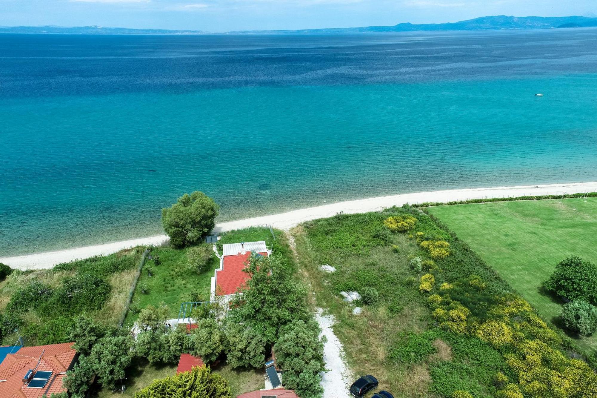 Aleksia Seaside Deluxe Apartment Пефкохори Экстерьер фото