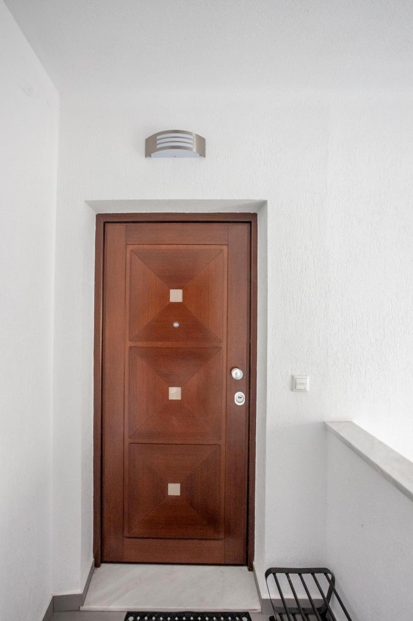 Aleksia Seaside Deluxe Apartment Пефкохори Экстерьер фото