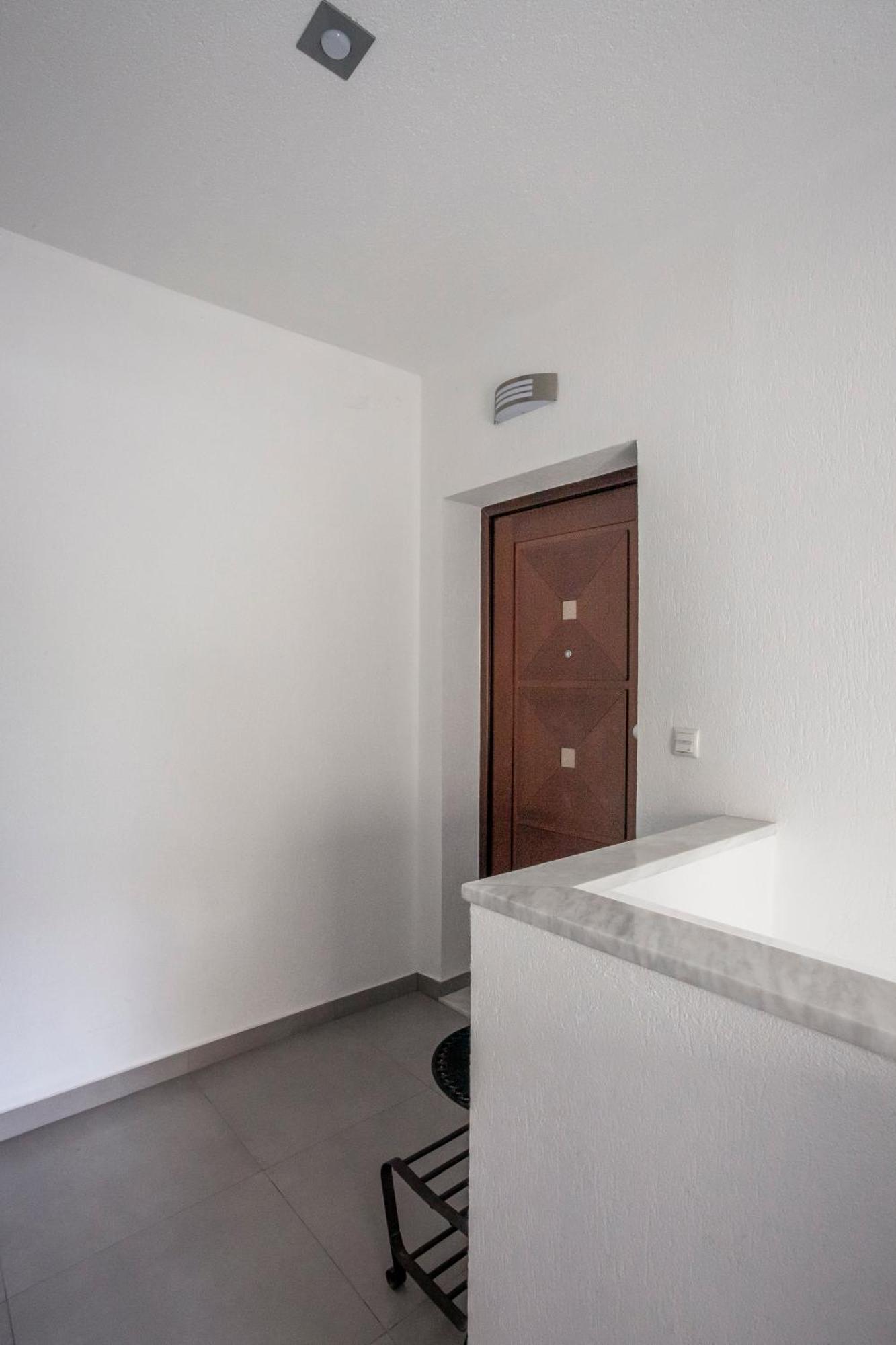 Aleksia Seaside Deluxe Apartment Пефкохори Экстерьер фото