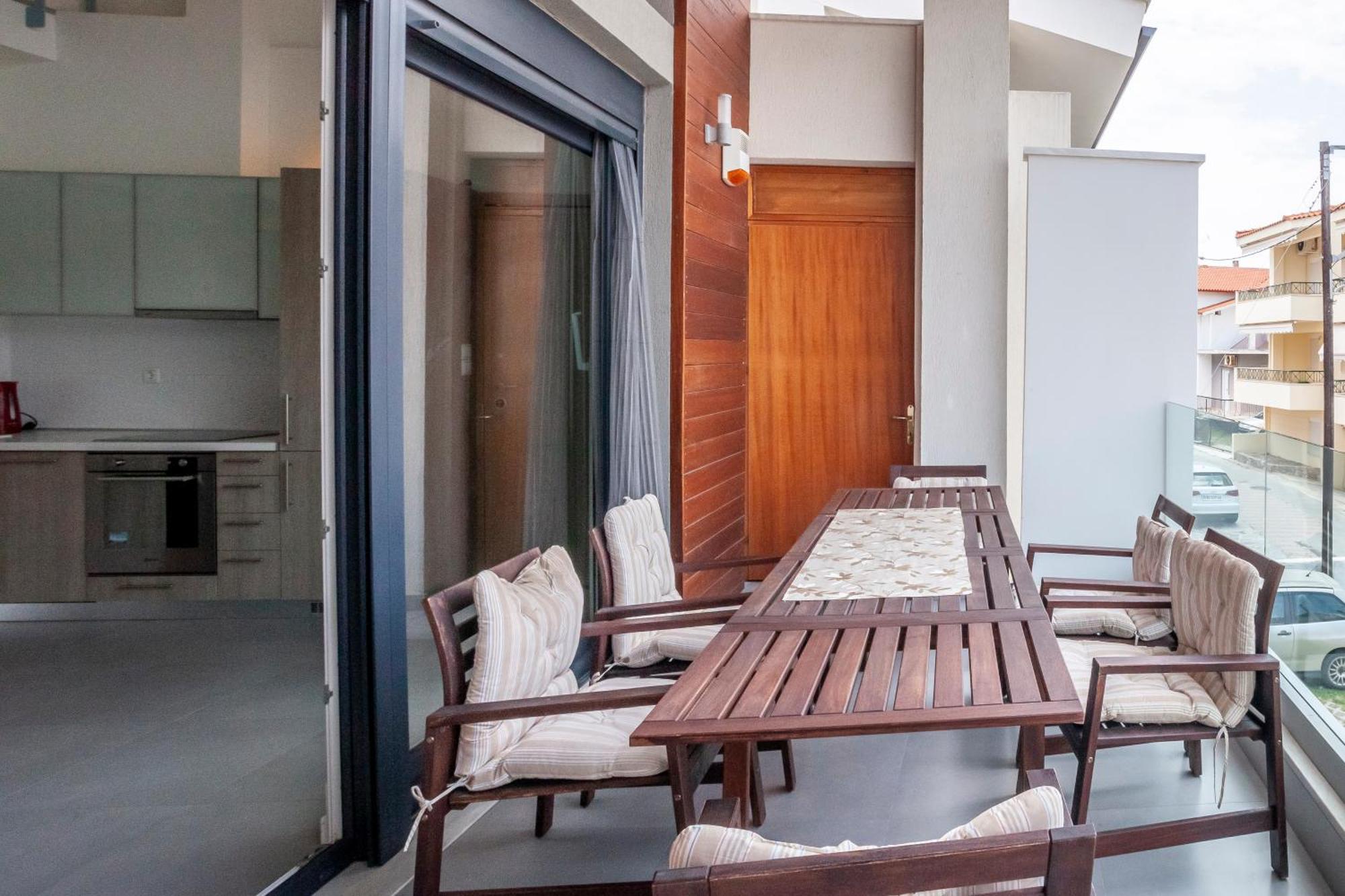 Aleksia Seaside Deluxe Apartment Пефкохори Экстерьер фото