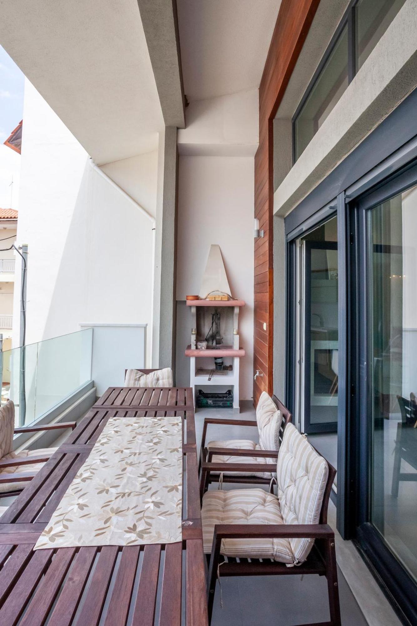 Aleksia Seaside Deluxe Apartment Пефкохори Экстерьер фото