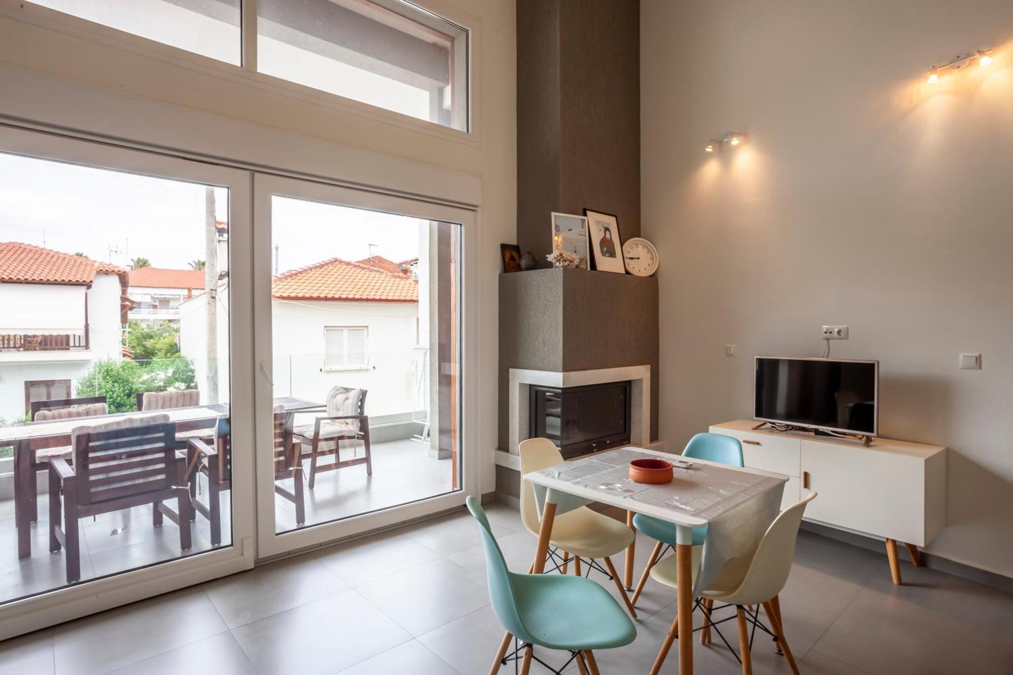 Aleksia Seaside Deluxe Apartment Пефкохори Экстерьер фото
